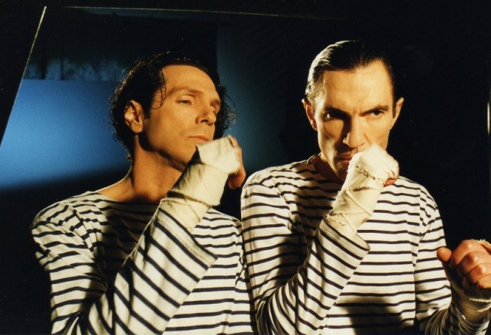  Sparks  1990- .