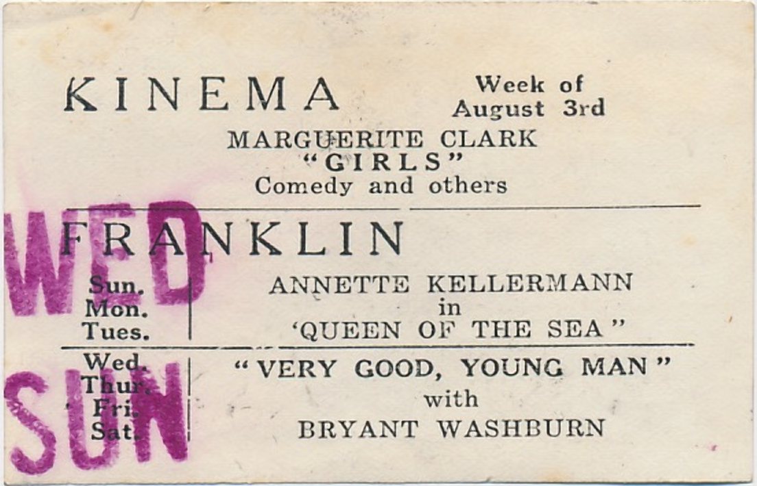 Театральная карточка к фильму «Girls»