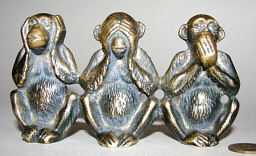 Три обезьяны, статуэтка